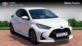 Toyota Yaris 1.5 Hybrid Design 5dr CVT Hybrid Hatchback